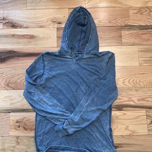Lucky hooded long sleeve shirt